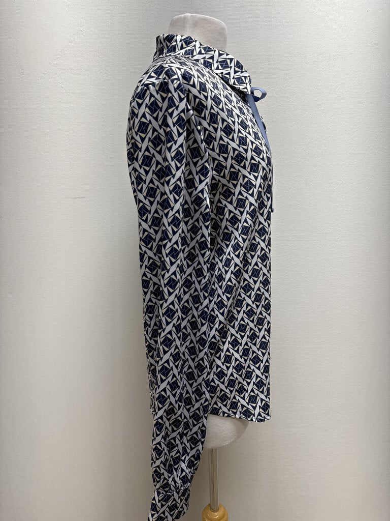 The Shirt Collection Blue Geo Print Top