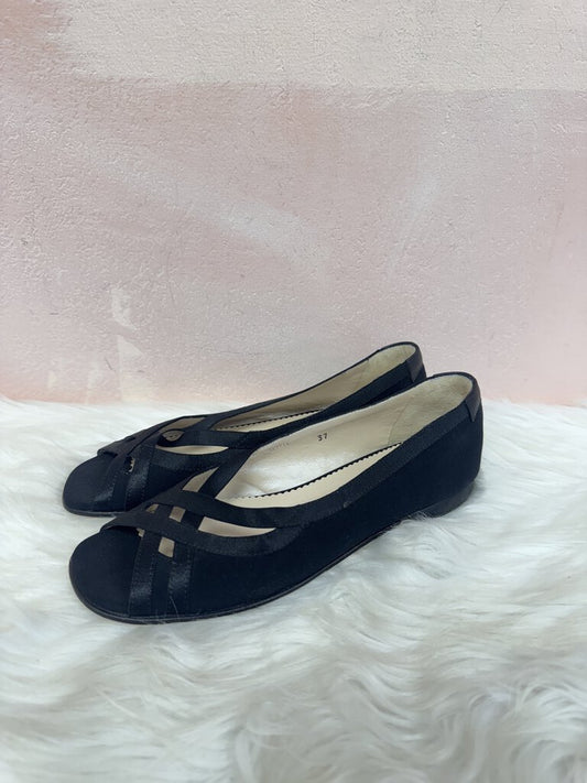 Taryn Rose Black Ballet Flat