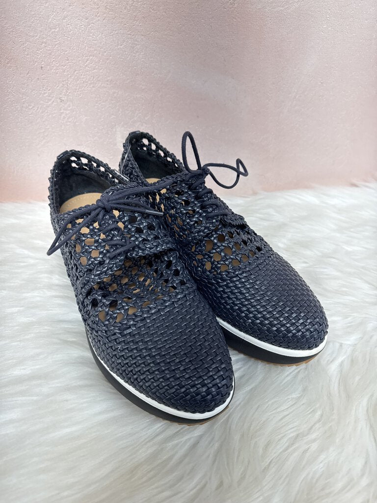 Donald Pliner Navy Woven Lace Up Flat