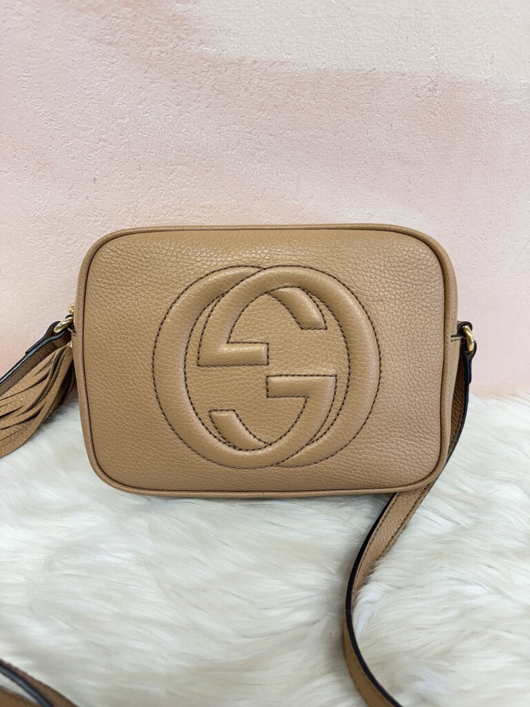 Gucci Tan Pebbled Leather Soho Disco Crossbody