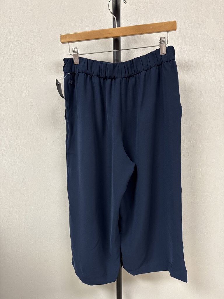 Lululemon Navy Tie Front Crop Pant