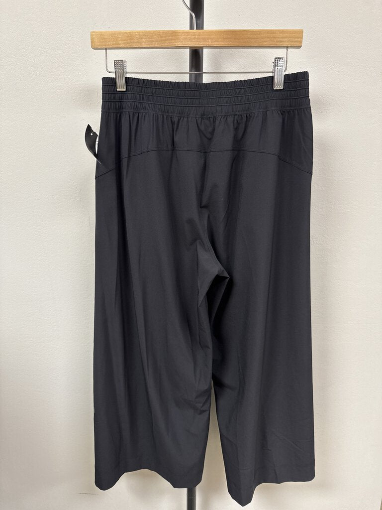 Lululemon Black Crop Culotte Pant NWT