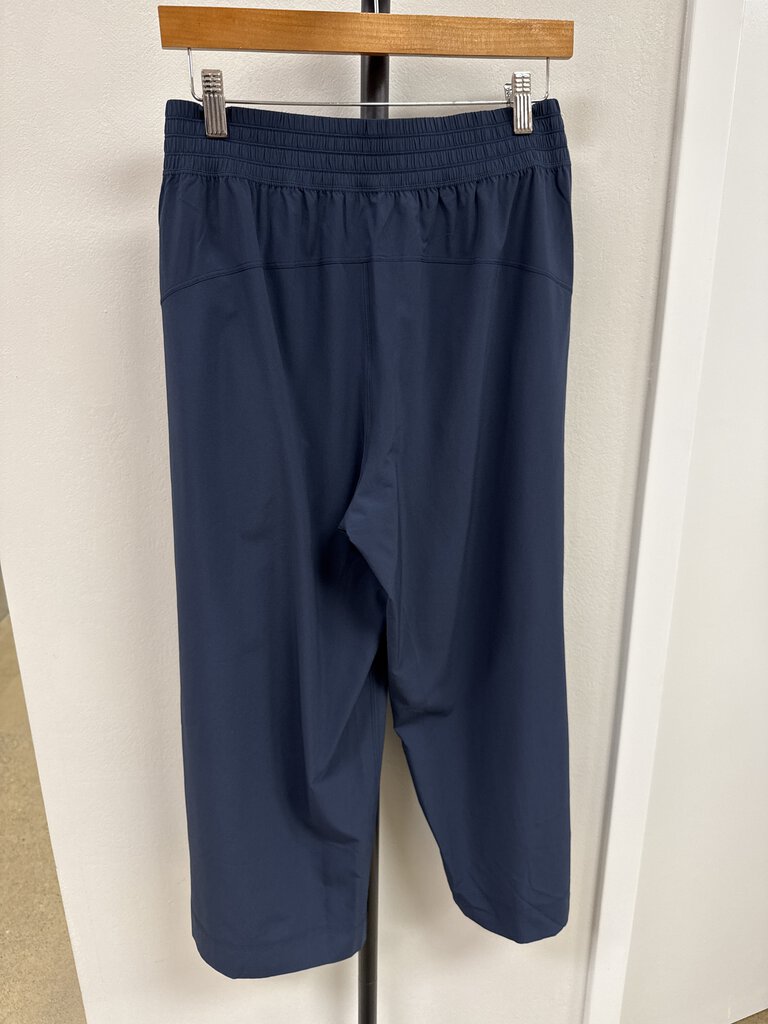 Lululemon Navy Culotte Pant NWT