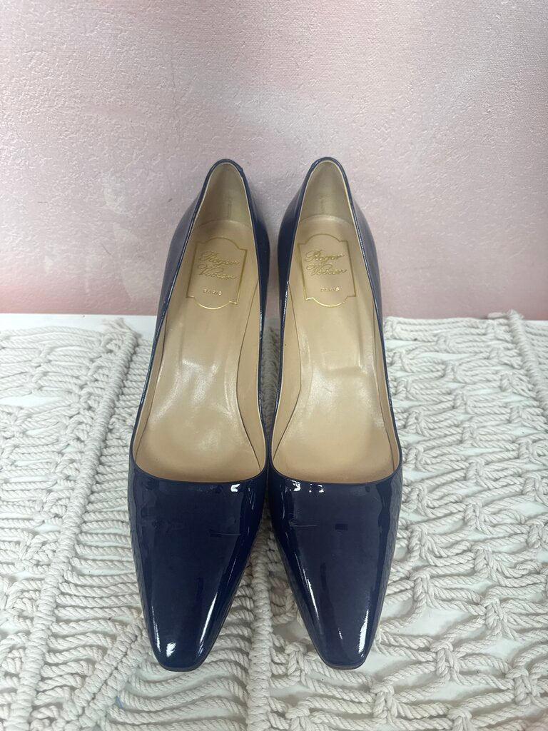 Roger Vivien Navy Patent Pump (As Is)