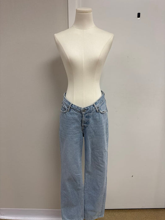 GRLFRND Light Wash Jean