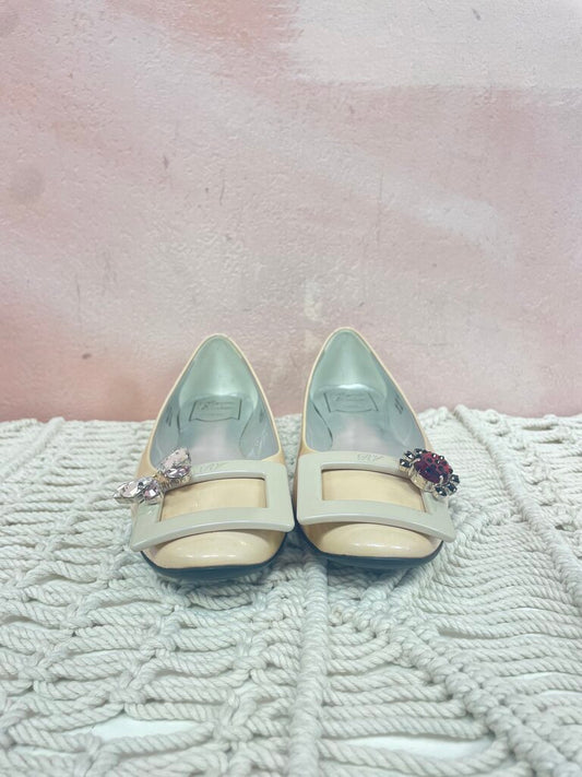 Roger Vivier Beige Patent Ladbug Flat