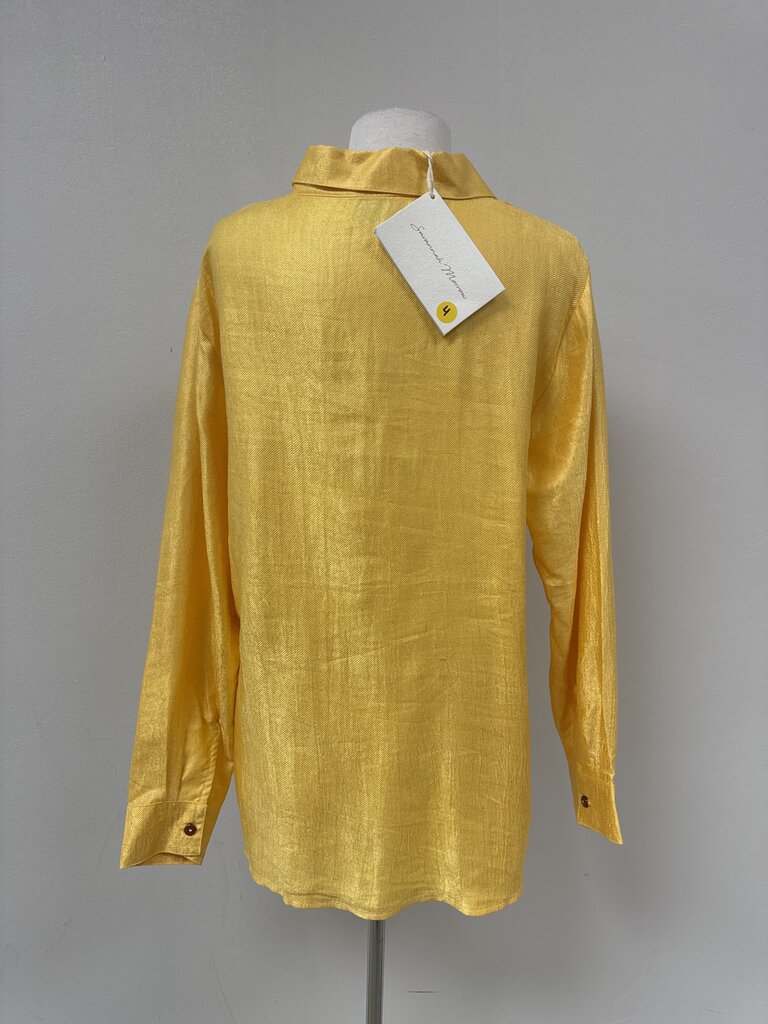 Savannah Morrow Yellow Button Up NWT