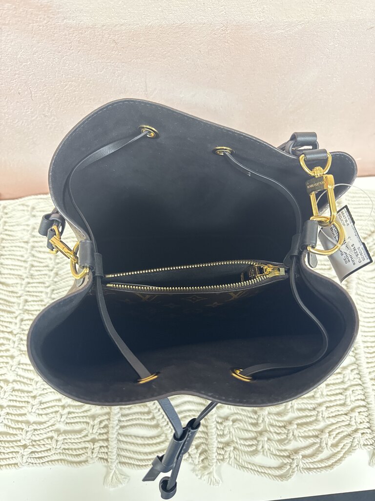 Louis Vuitton Neonoe Bucket Bag '20