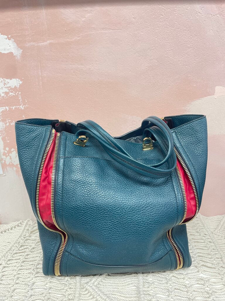 Ferragamo Gancio Tote