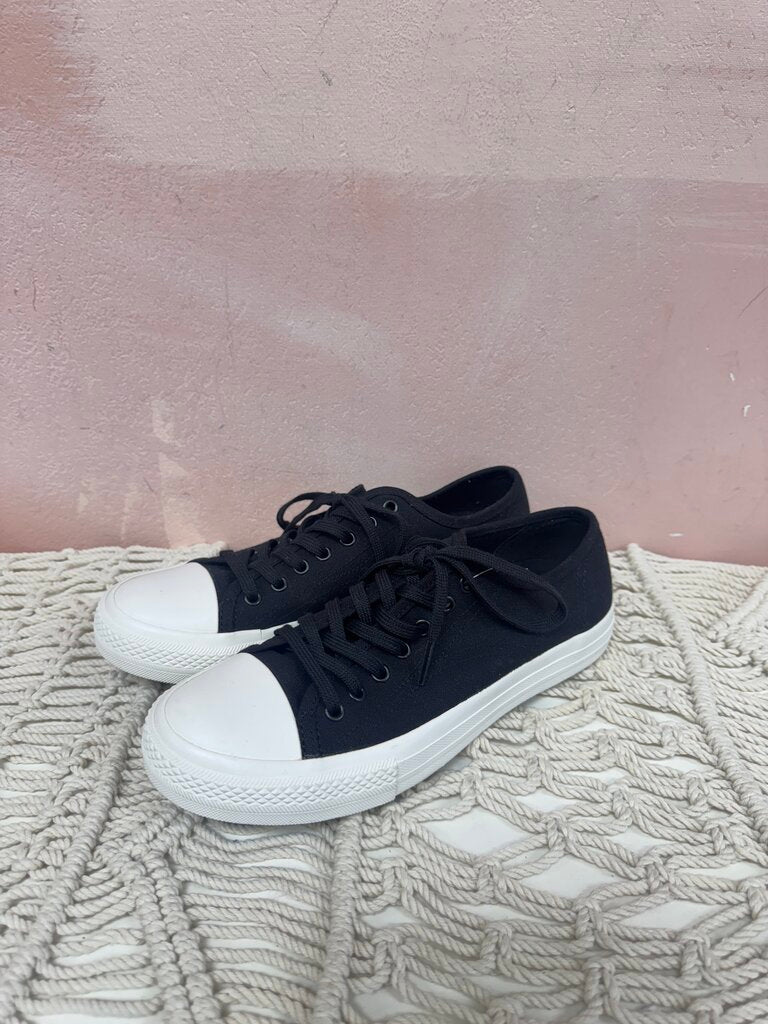 James Perse Canvas Sneaker NWT (In Store $325)
