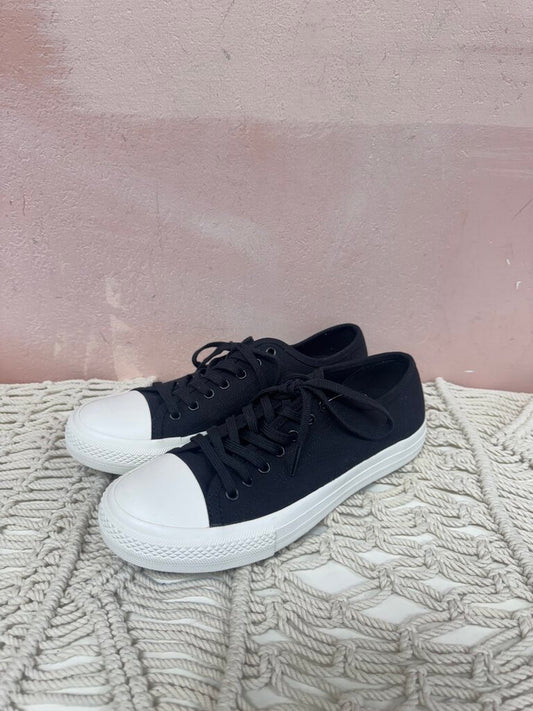 James Perse Canvas Sneaker NWT (In Store $325)
