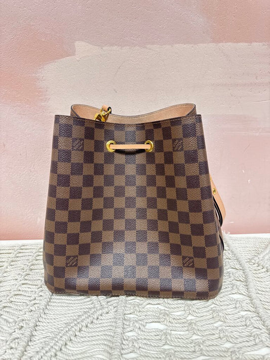 Louis Vuitton Ebene Damier NeoNoe Bucket Bag '19