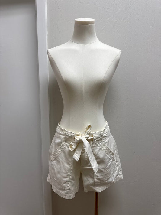 Sanctuary Cream Belted Shorts NWT