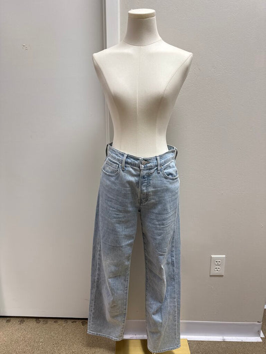 Veronia Bear Light Wash Straight Leg Jean