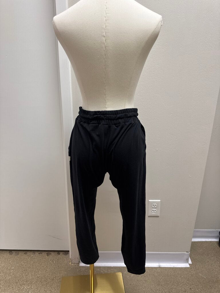 Vuori Black Jogger