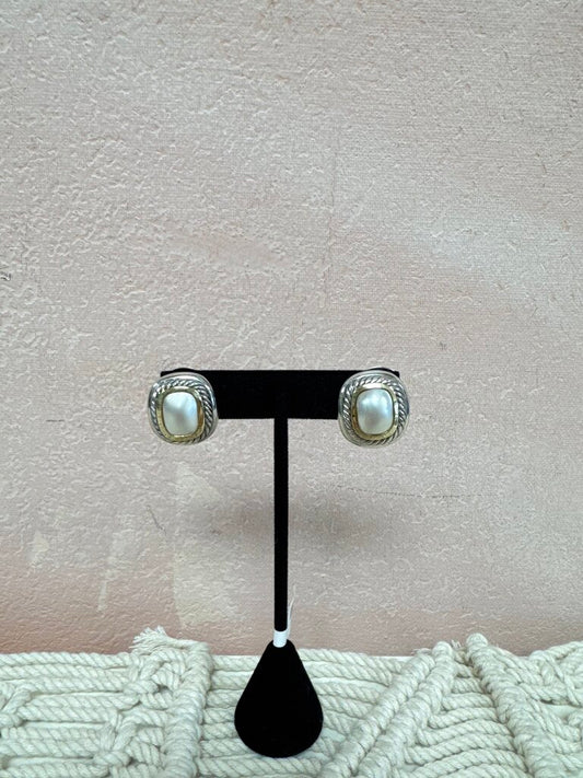 David Yurman Pearl Albion Two Tone Earring