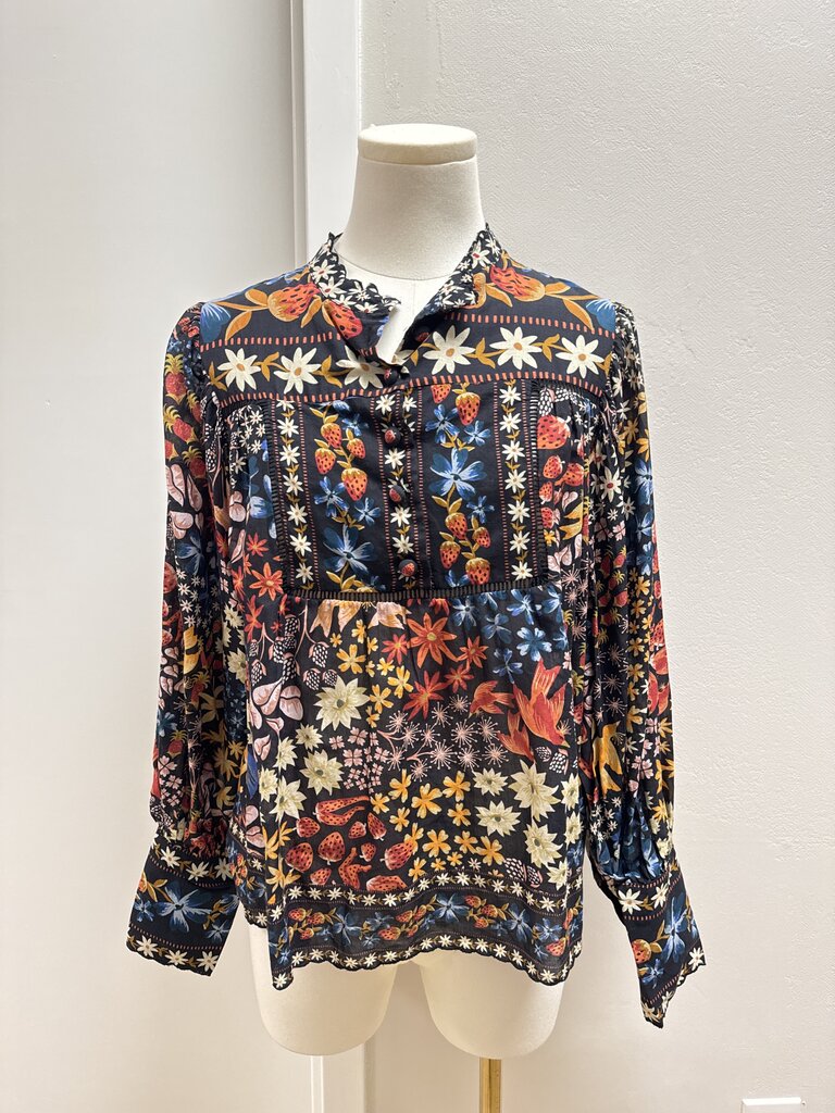Farm Rio Black Strawberry Print Blouse NWT