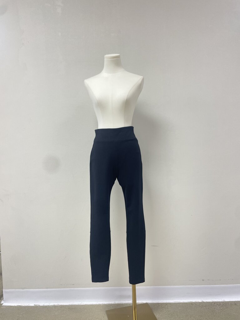Splendid Black Pull On Pant