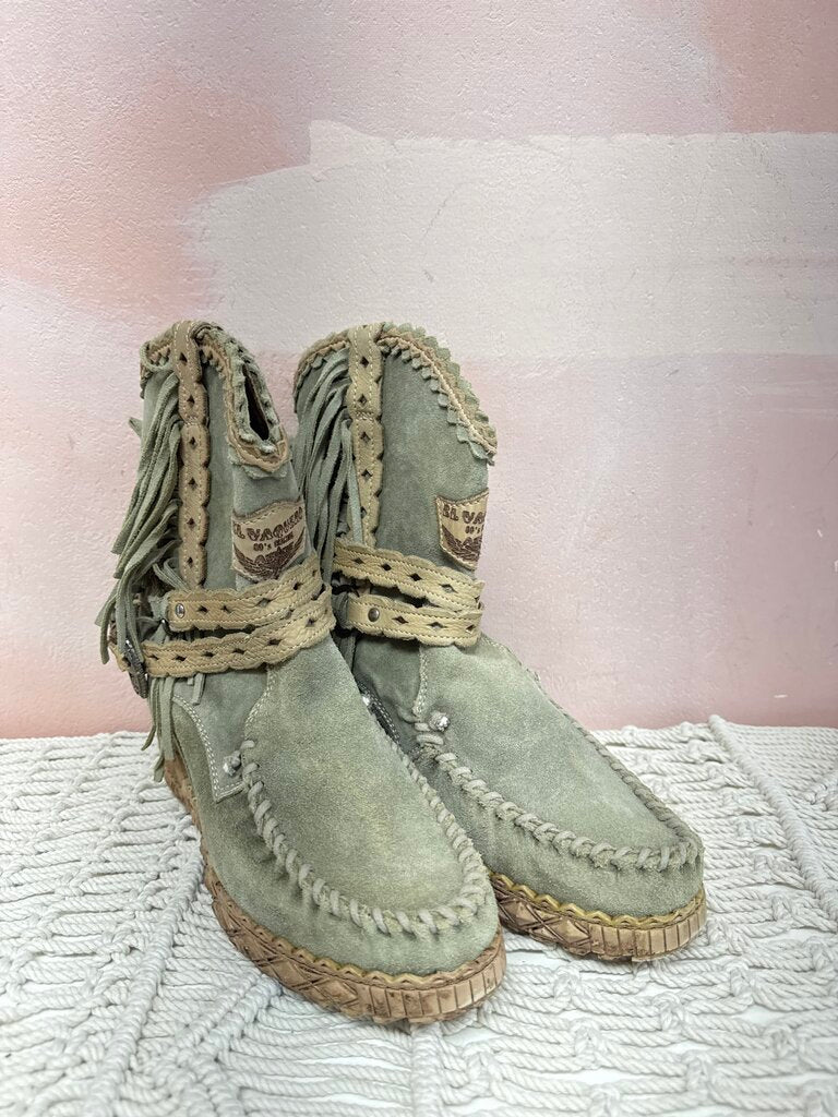 El Vaquero Olive Suede Moccasin Wedge Boot