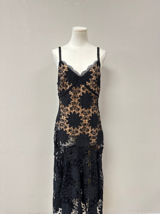 Elliatt Black Lace Maxi Dress