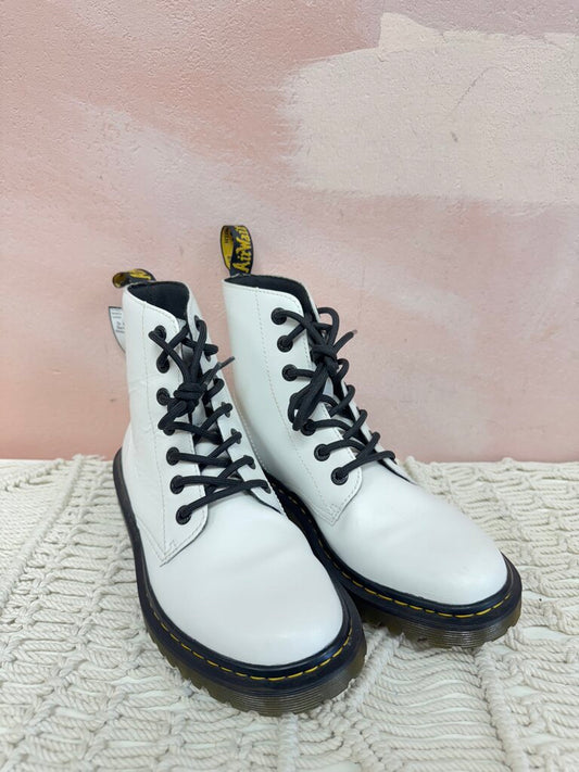 Dr Marten Air Wair White Boot