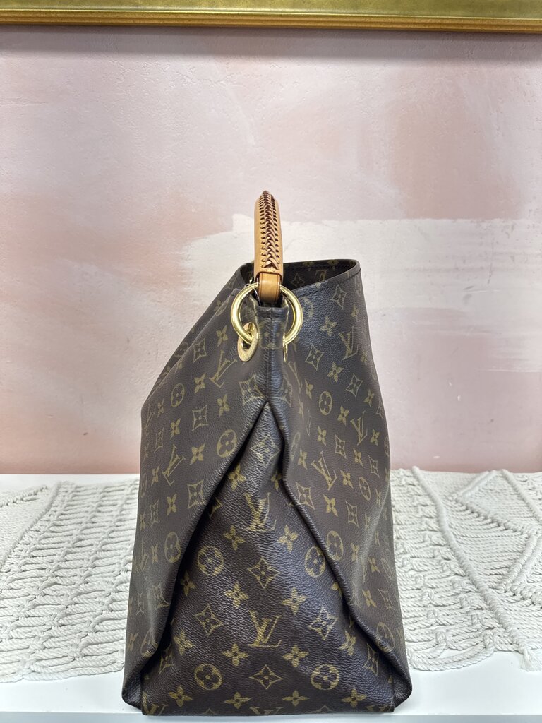 Louis Vuitton Monogram Artsy Tote '10