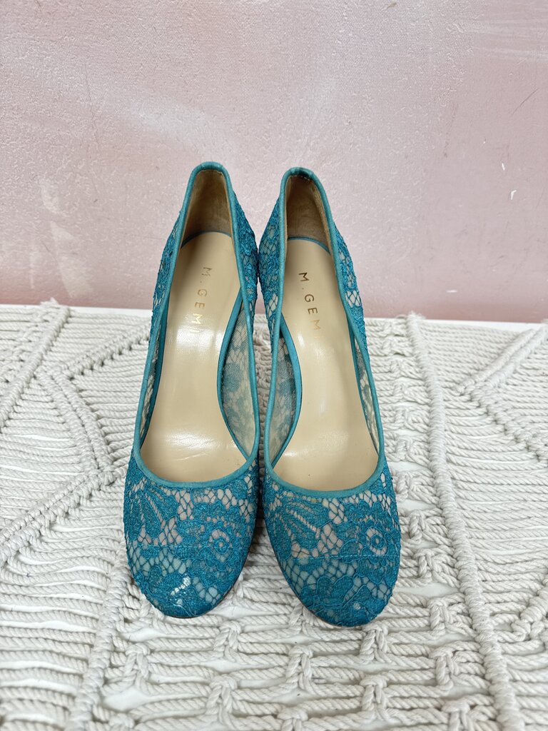 M Gémi Turquoise Lace Pump
