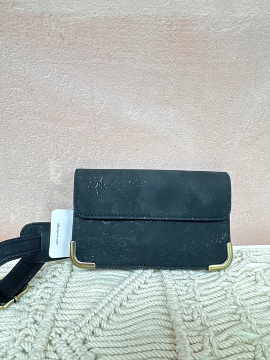 Laflore Black Clutch