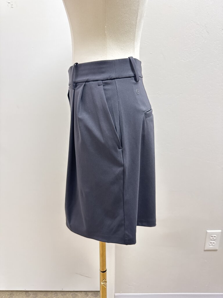 Lululemon High Rise Pleated Short