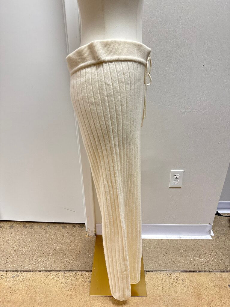 Theory Ivory Ribbed Pull On Pant