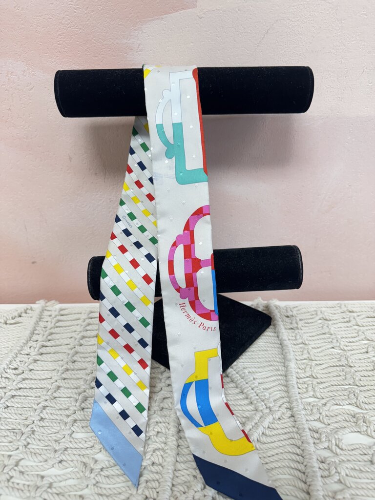 Hermes White Flag Twilly W/Box