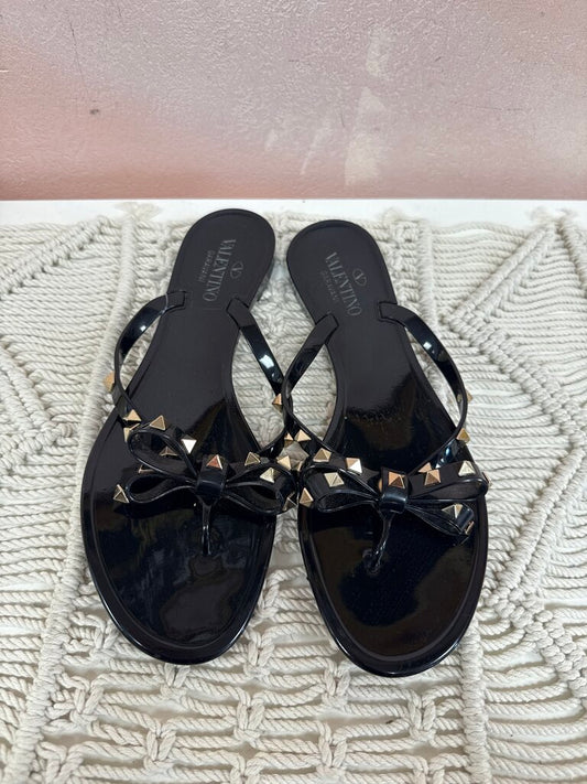 Valentino Black Rubber Flip Flop