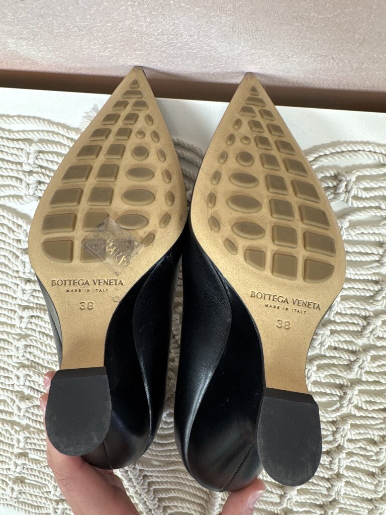 Bottega Black Punta Wedge w/Box