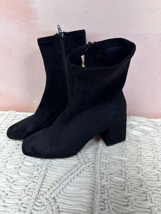 Silent D Sock Bootie