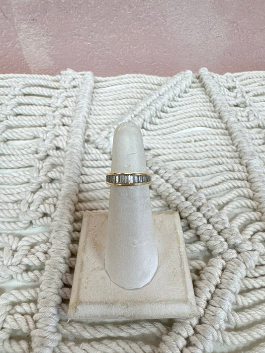 14k Baguette Band