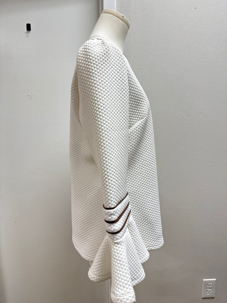 Sail in Sable White Bell Sleeve Top
