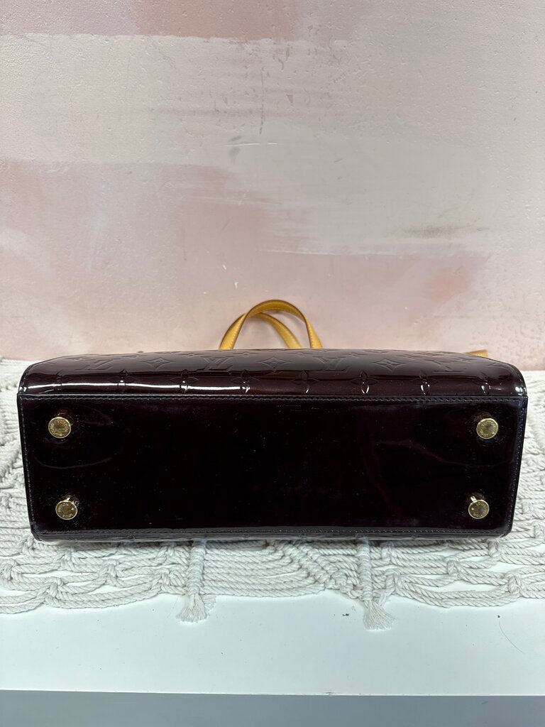 Louis Vuitton Maroon Vernis Brea MM '12