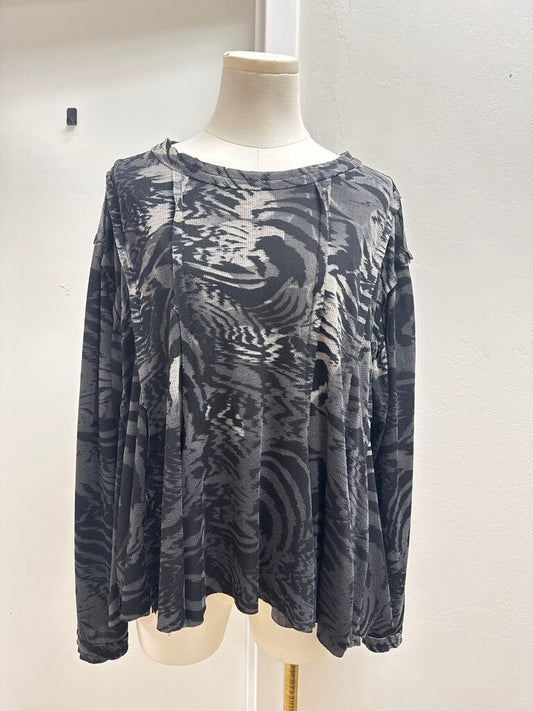 Dress to Kill Grey/Black Tunic