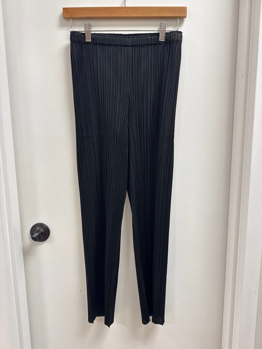 Pleats Please Black Pull on Pant NWT