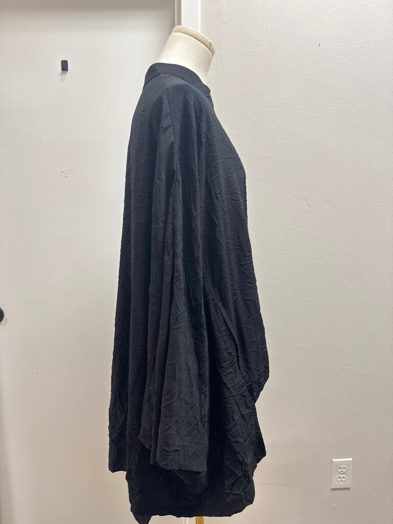 Kedem Black Crinkle Button Up