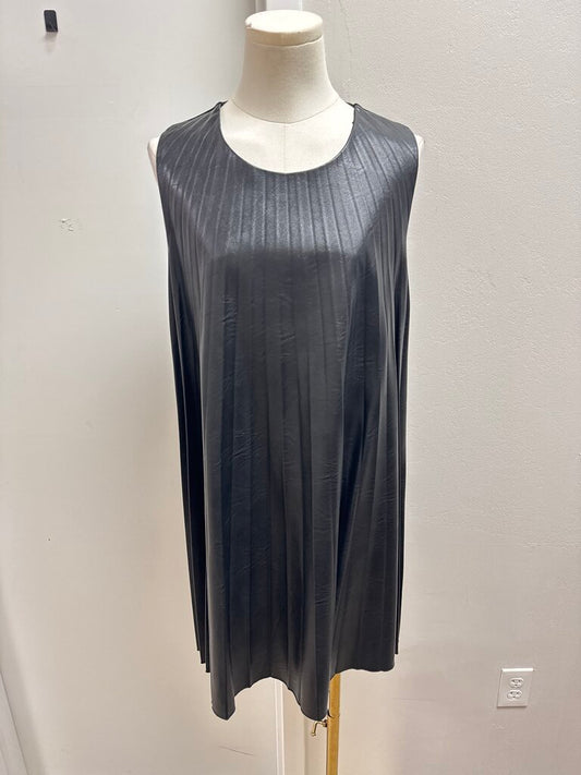 Lauren Vidal Blak Faux Leather Pleated Dress