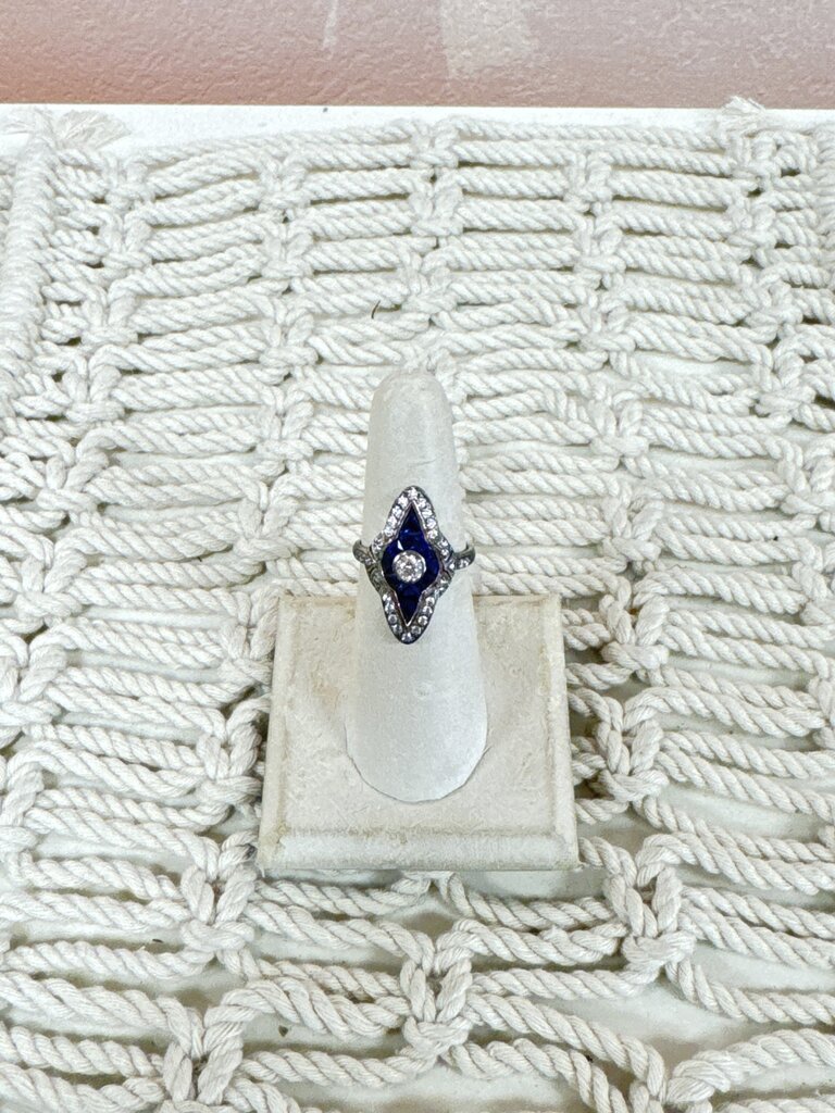 Stauer DiamondAura Sapphire Cocktail Ring