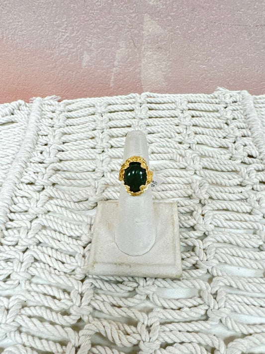 *(12)14k Jadeite Ring