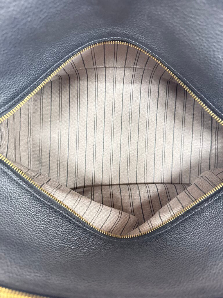 Louis Vuitton Black Empriente Marais MM '15 w/Dustbag