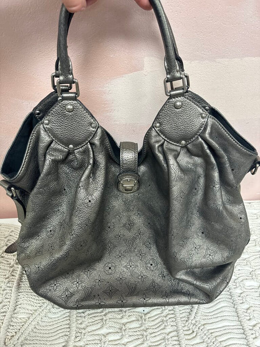 Louis Vuitton Pewter Mahina XL Hobo '08