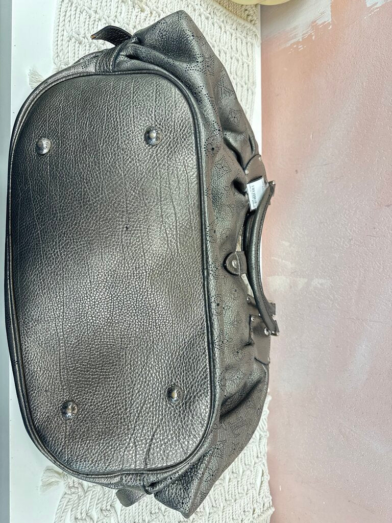 Louis Vuitton Pewter Mahina XL Hobo '08