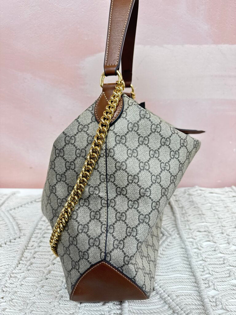 Gucci Monogram Large Linea Hobo w/Dust Bag