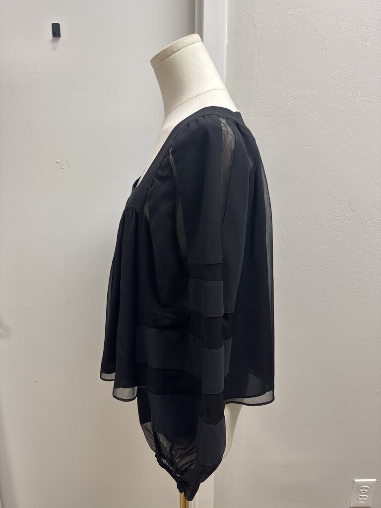 Tuckernuck Black Balloon Sleeve Blouse NWT