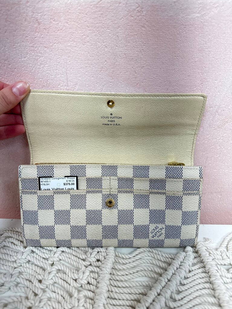 Louis Vuttion Azur Damier Wallet '09 w/Box and Dustbag