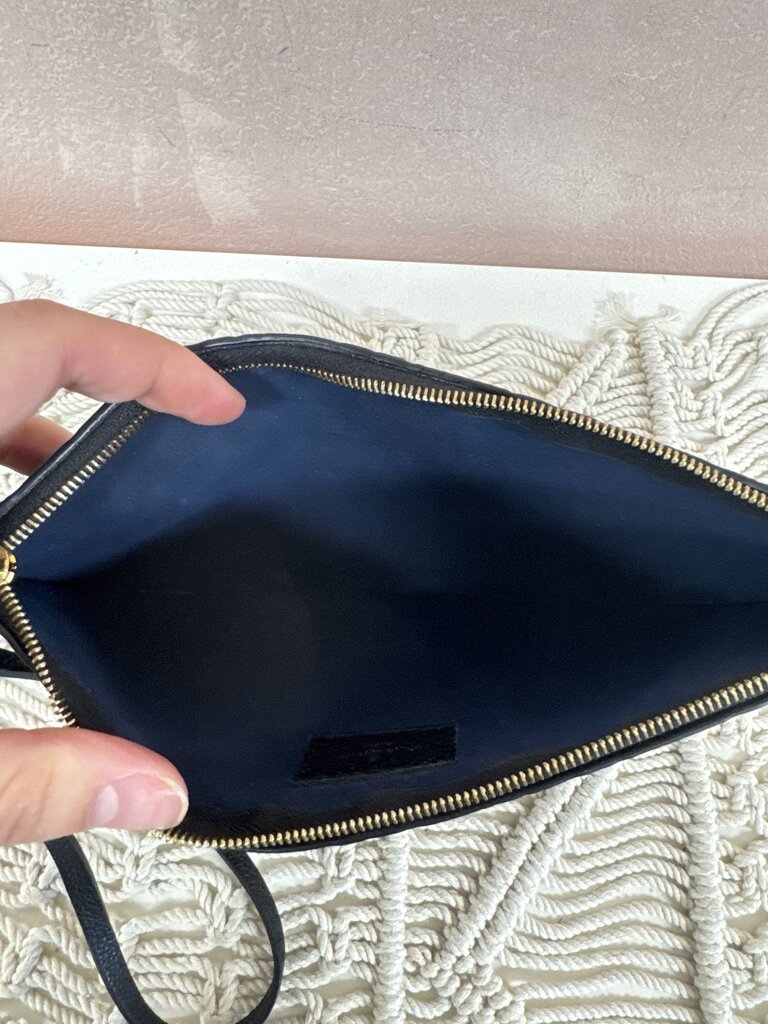 Louis Vuitton Black Empriente Pochette